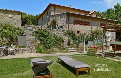 Maison de campagne à vendre Gaiole in Chianti, Toscane:  RIF 3003 Rustico und Garten