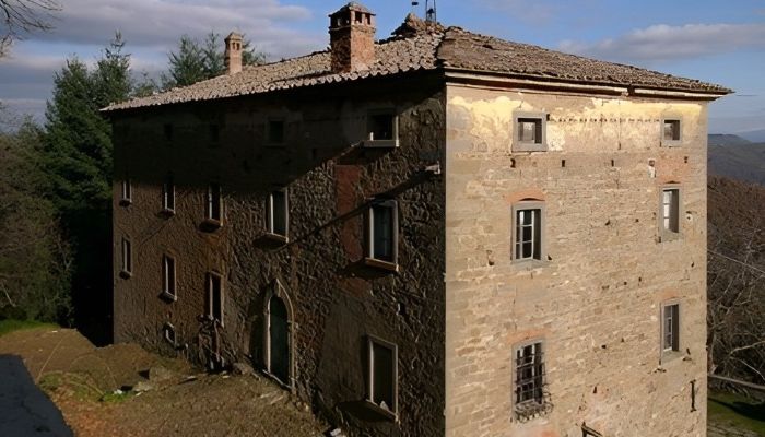 Château à vendre San Leo Bastia, Ombrie,  Italie