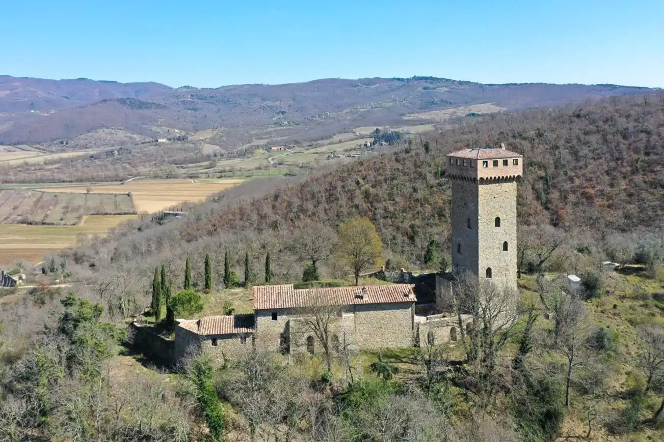 Photos Château avec vue panoramique près du lac Trasimène