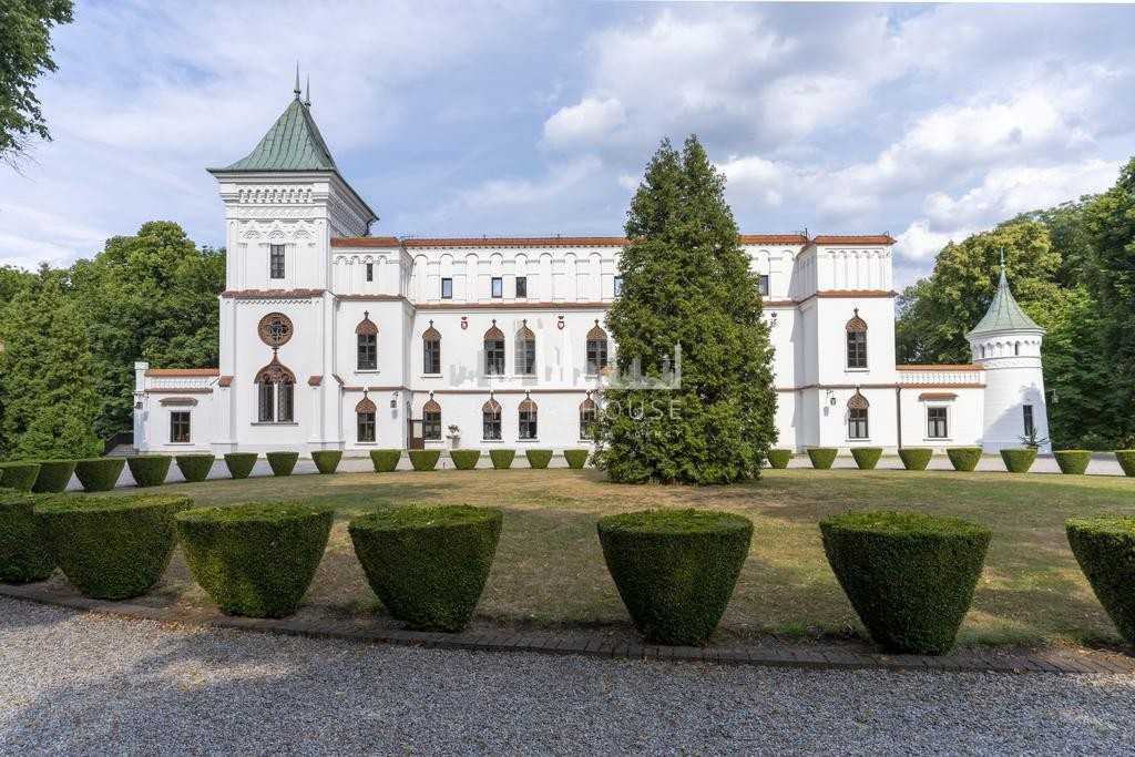 Château de rêve à Przecław, BassesCarpates