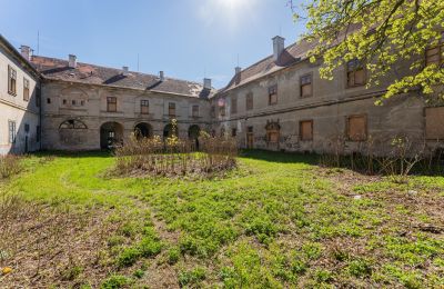 Château à vendre Cítoliby, Zamek Cítoliby, okres Louny, Image 1/25