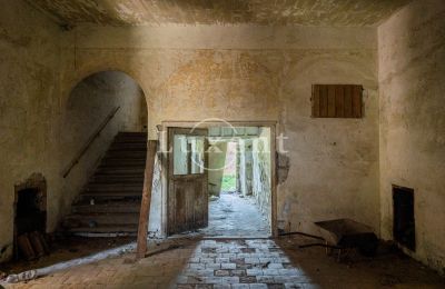 Château à vendre Brody, Zámek Brody, Ústecký kraj, Escalier