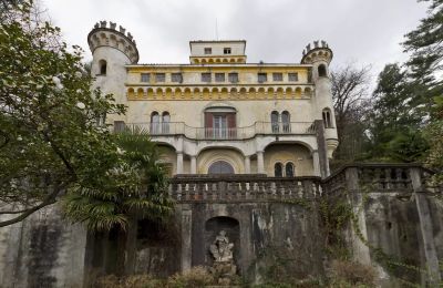 Villa historique à vendre 28838 Stresa, Via Giuseppe Mazzini, Piémont:  Vue frontale