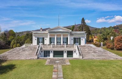 Villa historique à vendre 28040 Lesa, Piémont:  Vue extérieure