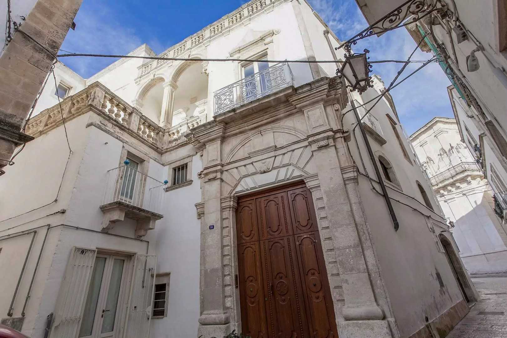 Photos Palais rénové dans le centre de Martina Franca