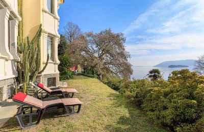 Villa historique à vendre Verbano-Cusio-Ossola, Suna, Piémont:  Terrain