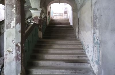 Château à vendre Pisarzowice, Opole, Escalier