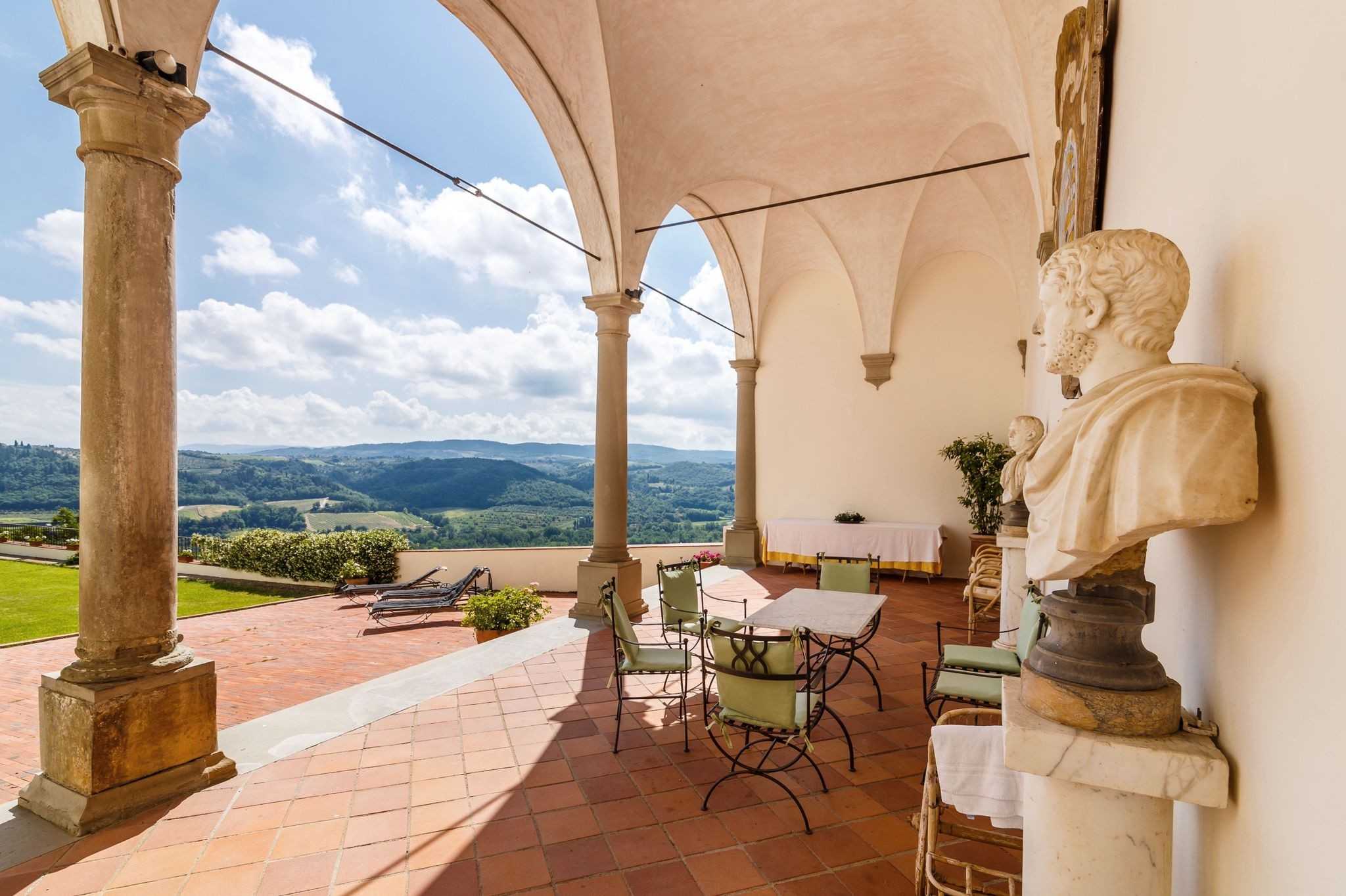 Photos Impressionnant château près de Florence