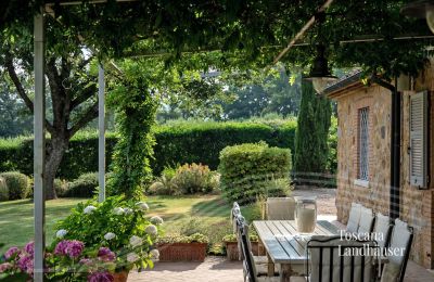 Maison de campagne à vendre Manciano, Toscane:  RIF 3084 überdachte Terrasse