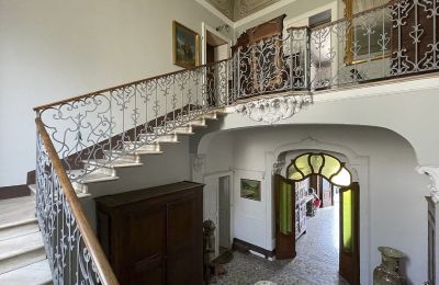 Villa historique à vendre Verbano-Cusio-Ossola, Intra, Piémont:  Vestibule