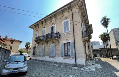 Demeure historique à vendre Verbano-Cusio-Ossola, Intra, Piémont, Vue latérale