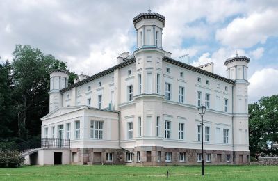 Appartement du château à vendre Lubiechowo, Pałac w Lubiechowie, Poméranie occidentale:  Pałac Lubiechowo