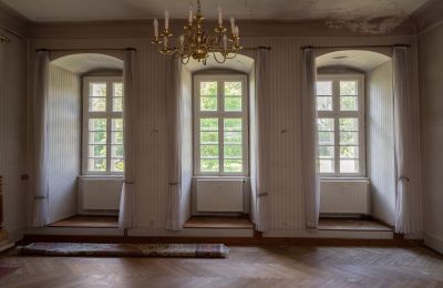 Château à vendre Bade-Wurtemberg, Gr. Zimmer im li9nken Flügel