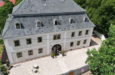 Propriétés, Manoir de baroque tardif entre Jelenia Góra et Wałbrzych