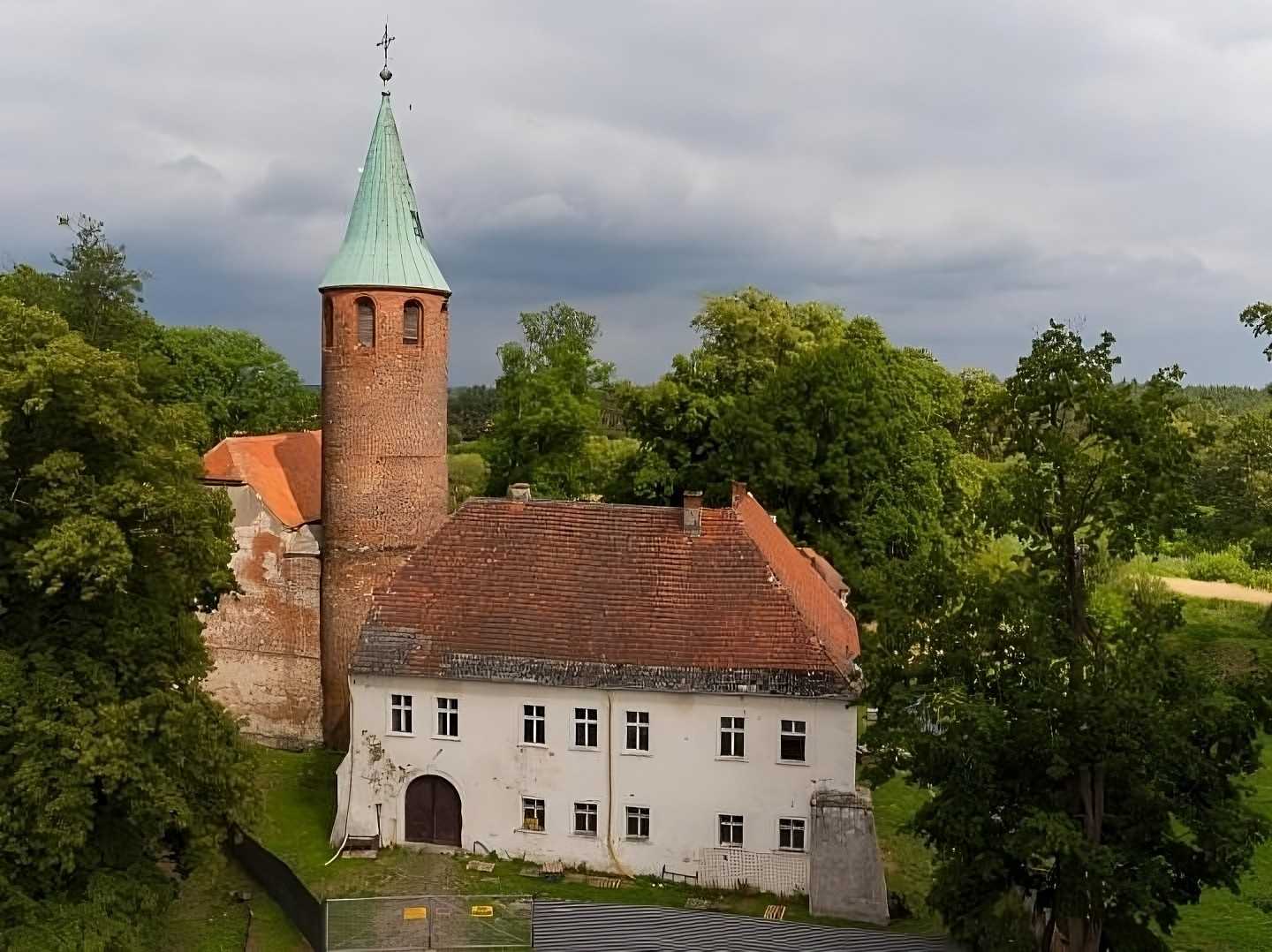 Photos Vente: Château de Karlovice