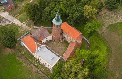 Château médiéval à vendre Karłowice, Zamek w Karłowicach, Opole, Photo Drone