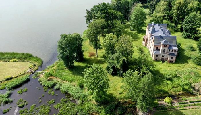Domaine au bord du lac en Poméranie occidentale, 217 ha de terrain en option