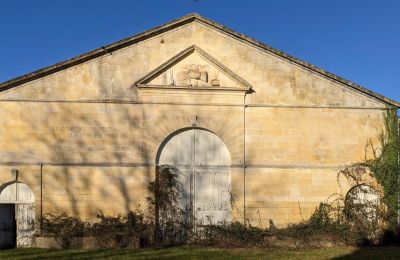 Château à vendre Saintes, Nouvelle-Aquitaine, Dépendance