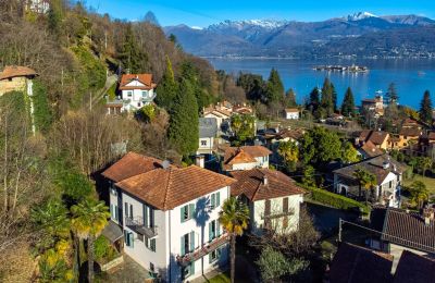 Propriétés, Villa à Stresa avec vue sur les îles Borromées