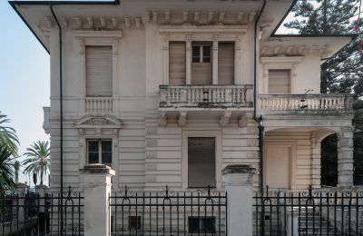 Demeure historique à vendre Albenga, Ligurie, Vue frontale