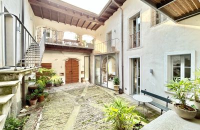 Manoir à vendre 28824 Oggebbio, Località Rancone, Piémont, Cour intérieure
