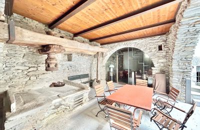Manoir à vendre 28824 Oggebbio, Località Rancone, Piémont, Cour intérieure