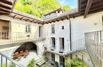 Manoir à vendre 28824 Oggebbio, Località Rancone, Piémont, Cour intérieure