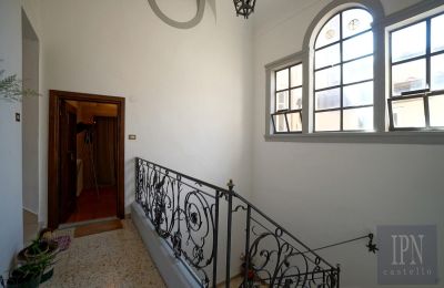Appartement du château à vendre Arezzo, Via Giuseppe Mazzini, Toscane, Image 24/25