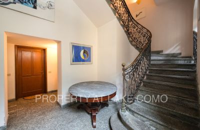 Appartement du château à vendre Torno, Lombardie, Vestibule
