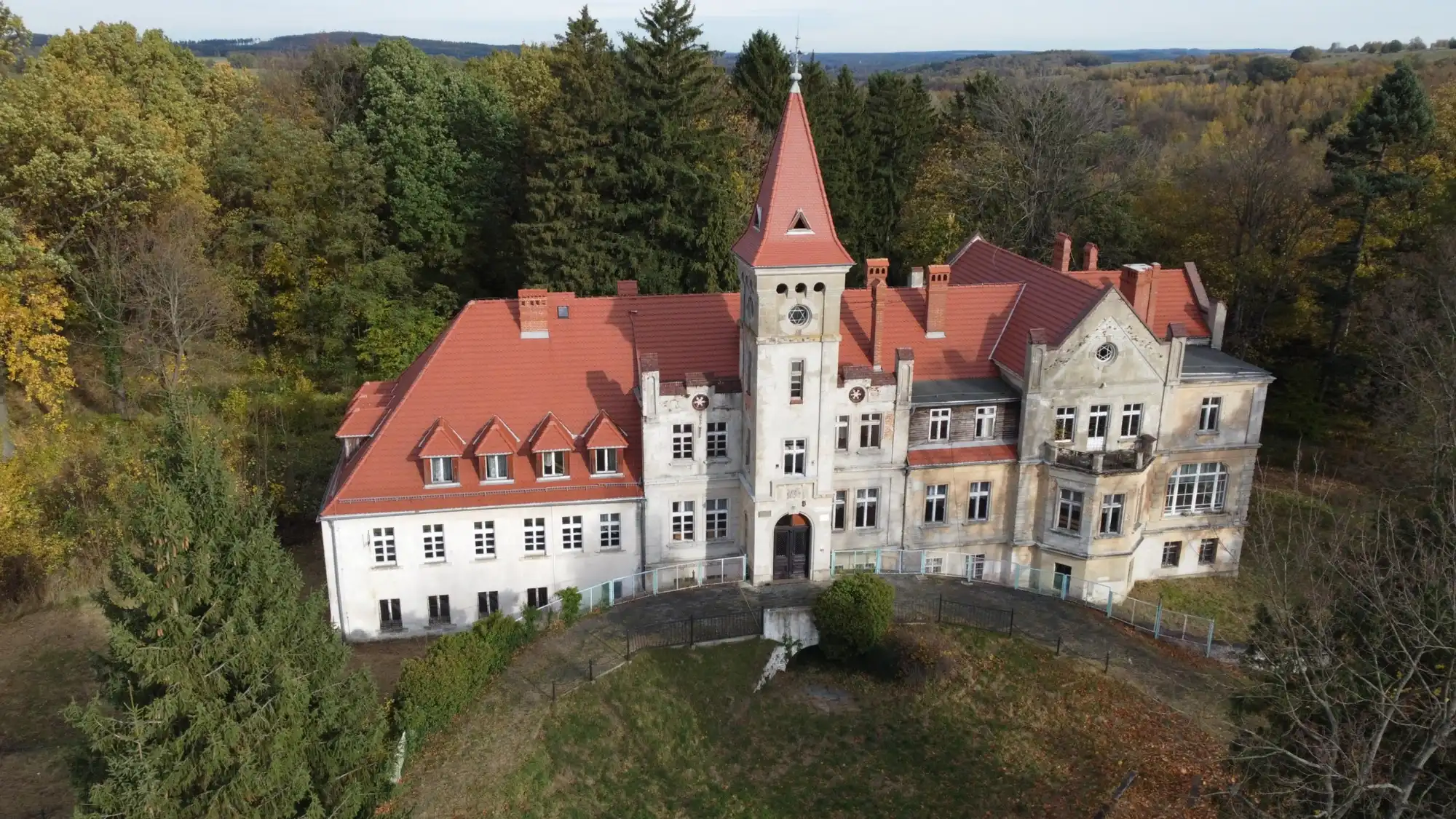 Photos Manoir près de Leśna en Basse-Silésie