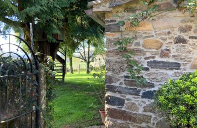 Maison de campagne à vendre Melide, Cabazás, Galice, Entrada al jardín