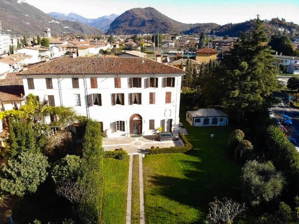 Photos Villa Marchetti - Superbe demeure en Lombardie