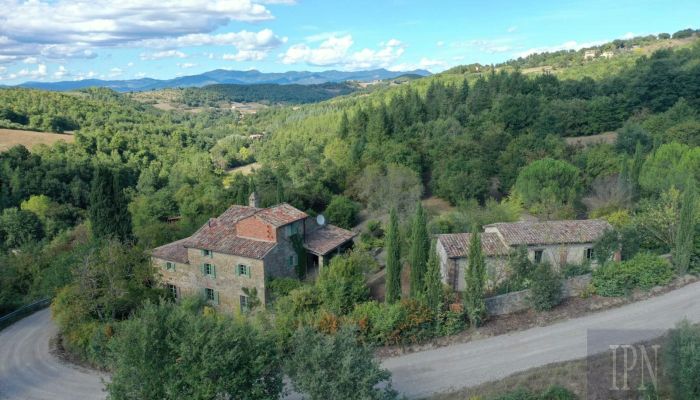 Maison de campagne à vendre 06010 Monte Santa Maria Tiberina, Ombrie,  Italie