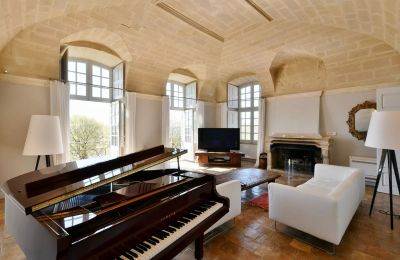 Château à vendre Uzès, Occitanie, Image 6/45