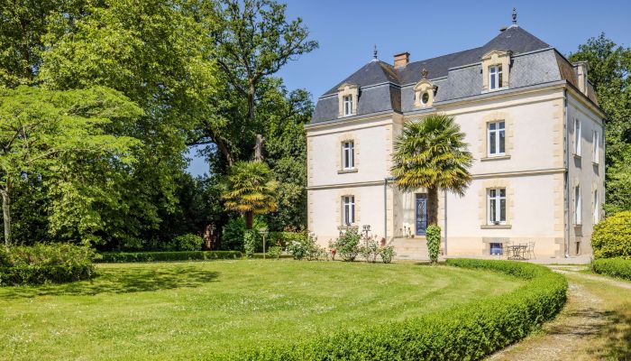 Ravissant château du XIXe siècle à 30minutes des plages