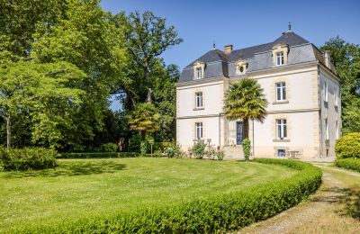 Biens historiques, Ravissant château du XIXe siècle à 30minutes des plages