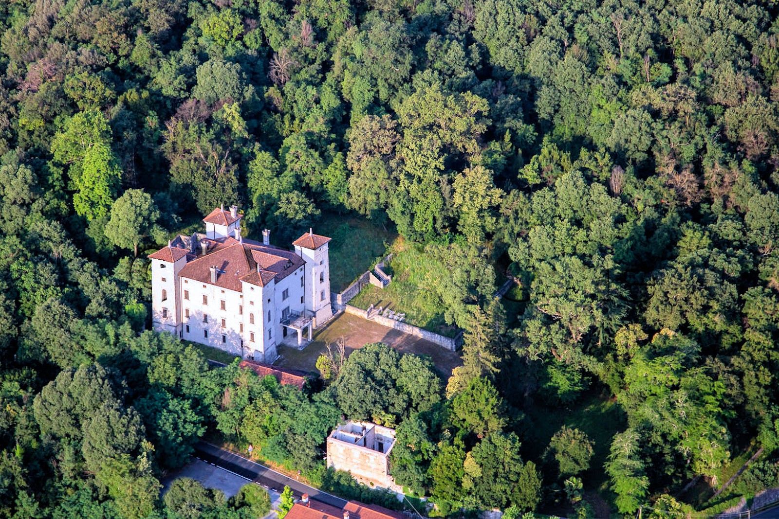 Photos Château à vendre en Frioul-Vénétie-Julienne, Italie