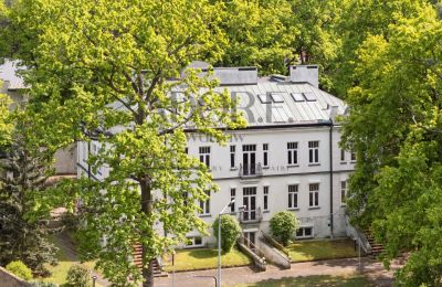 Propriétés historiques, Demeure historique dans la ville huppée de Konstancin-Jeziorna