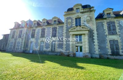 Château à vendre Thouars, Nouvelle-Aquitaine, Image 2/14