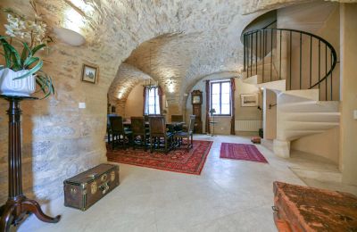 Propriété historique Aigaliers, Occitanie