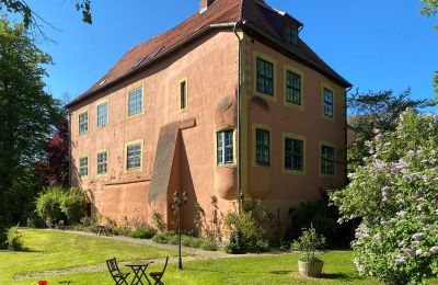 Propriétés, Château fort d’eau en Poméranie