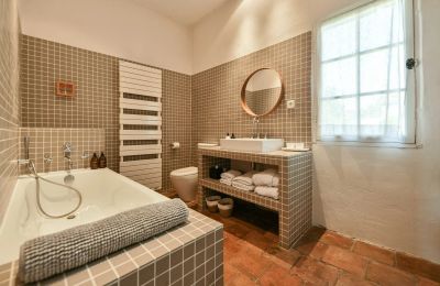 Manoir à vendre Uzès, Occitanie, Image 24/32