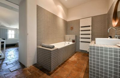 Manoir à vendre Uzès, Occitanie, Image 26/32