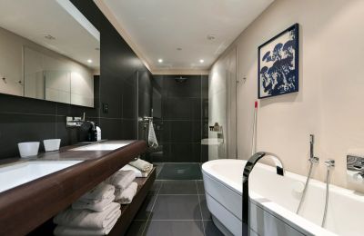 Manoir à vendre Uzès, Occitanie, Image 18/32