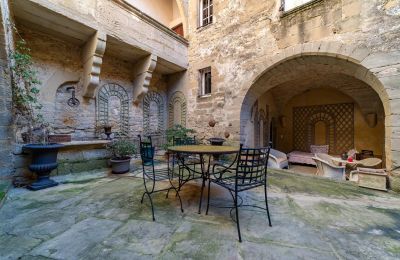 Manoir à vendre Uzès, Occitanie, Image 2/32