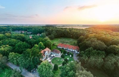 Propriétés, Château de chasse restauré à vendre en Allemagne du Nord
