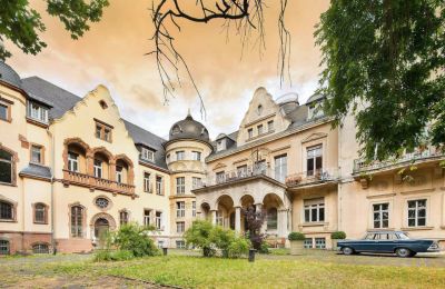Beesenstedt en Allemagne : un château de campagne vibrant de culture, <a target="_blank" rel="noopener" href="https://schloss-beesenstedt.de">Schloss Beesenstedt</a>