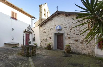 Château médiéval à vendre Croci di Calenzano, Toscane, Chapelle