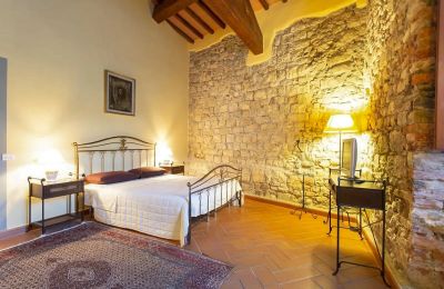 Château médiéval à vendre Croci di Calenzano, Toscane, Chambre à coucher