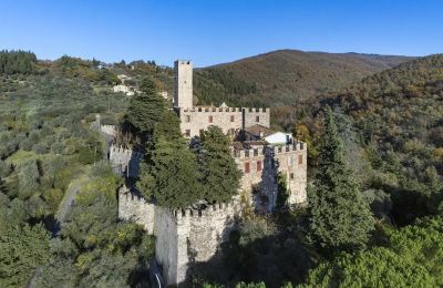Château médiéval Croci di Calenzano, Toscane